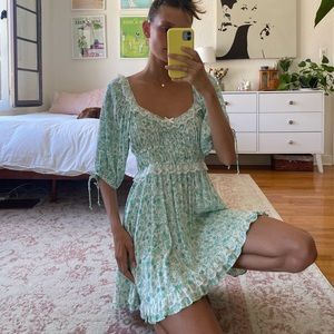 For love and lemons look alike dress :)